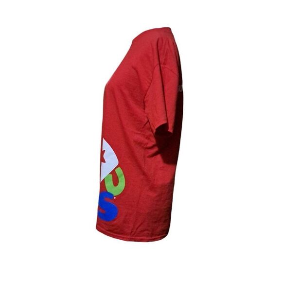 Toys RUs Employee Staff Uniform T Shirt GPS Guru for Play Stuff Men's Medium Red - Picture 5 of 7